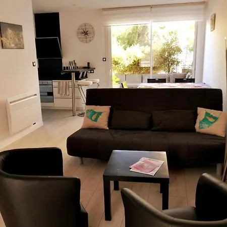 Maison De Pres De La